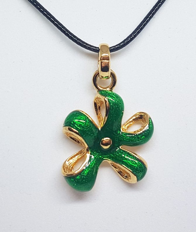 green gold flower pendant