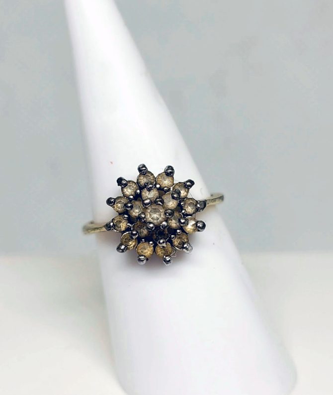 Gold clear stone cluster ring vintage