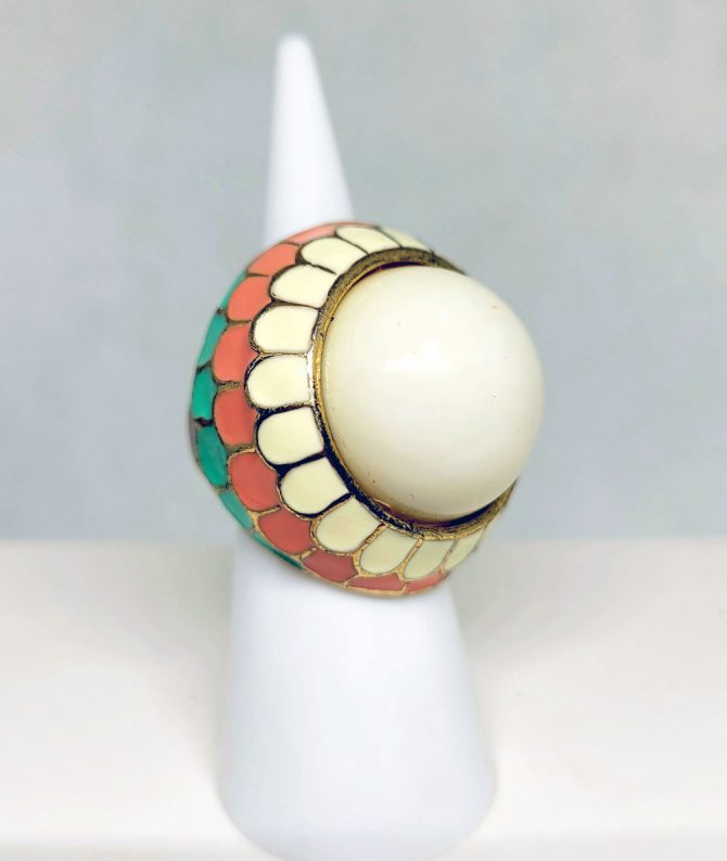 Large enamel stone gold ring vintage