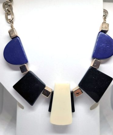 Large geometric shape silver necklace vintage