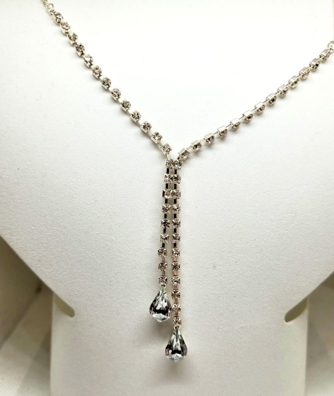Silver clear crystal trailing necklace