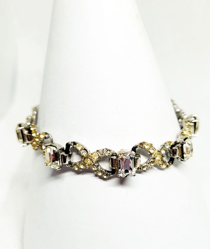 Bow shape clear stones bracelet vintage