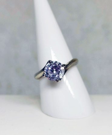 Crystal solitaire ring silver vintage