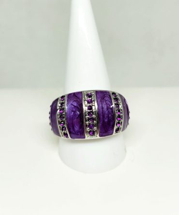 Purple silver band ring