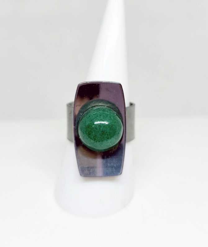 Green and silver retro ring