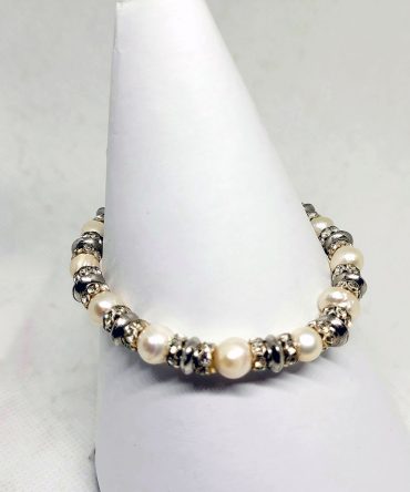 Crystal pearl silver bracelet vintage