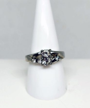 Clear 5 stone silver ring