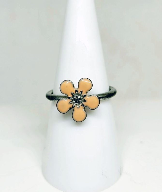Flower pink silver ring
