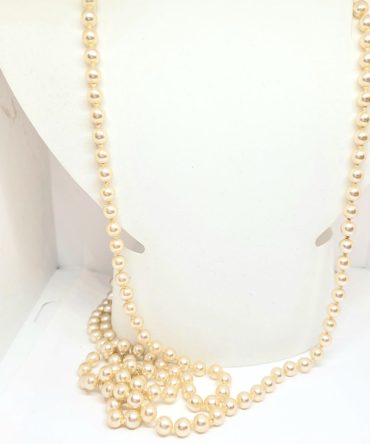Gold pearl necklace long vintage