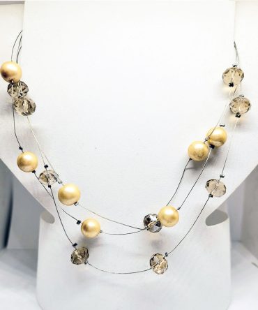 Pearl bead wire necklace