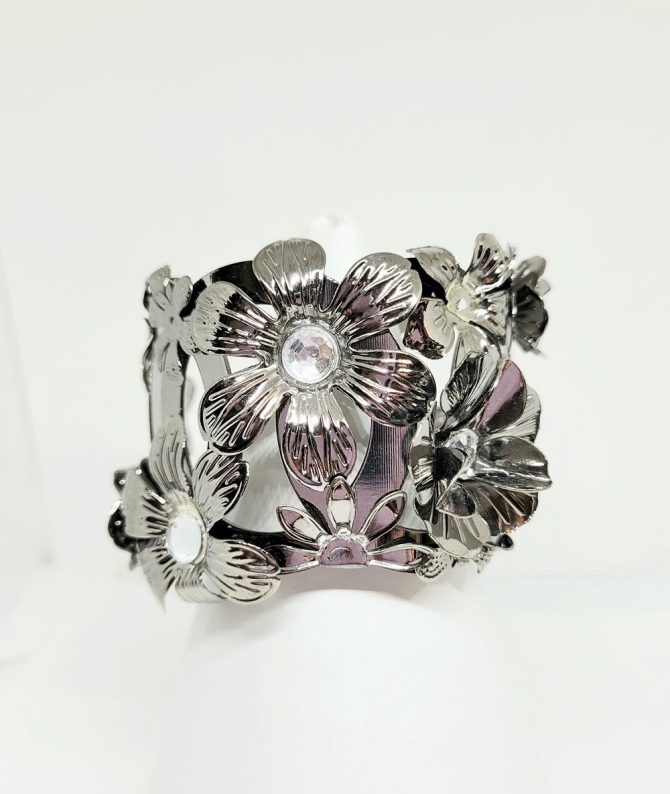 Cuff silver flower bangle