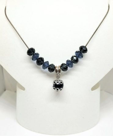 Black blue bead ball necklace