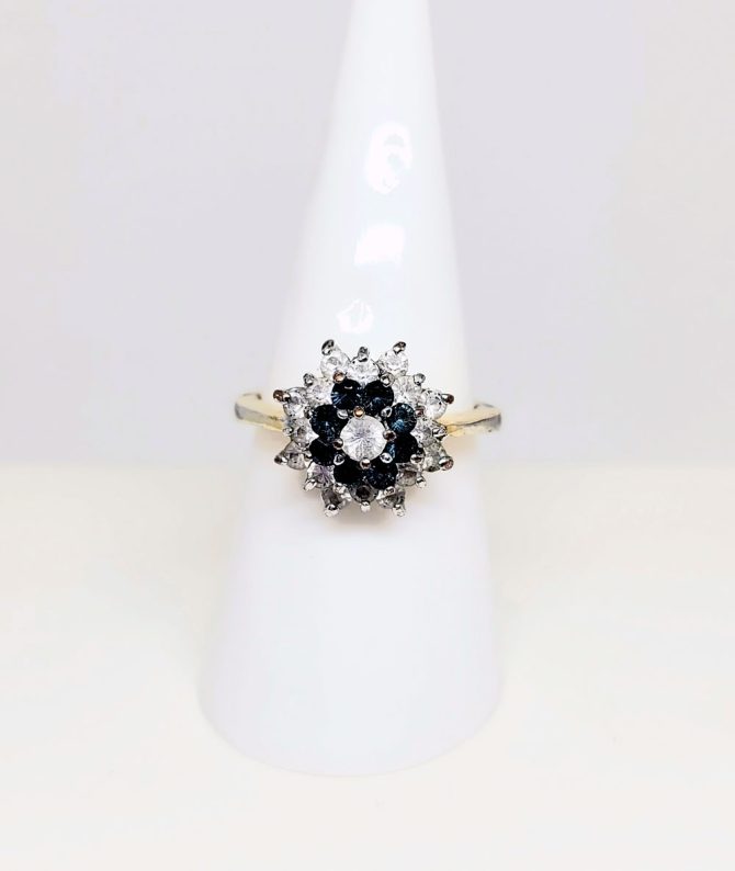 Blue clear stone gold cluster ring