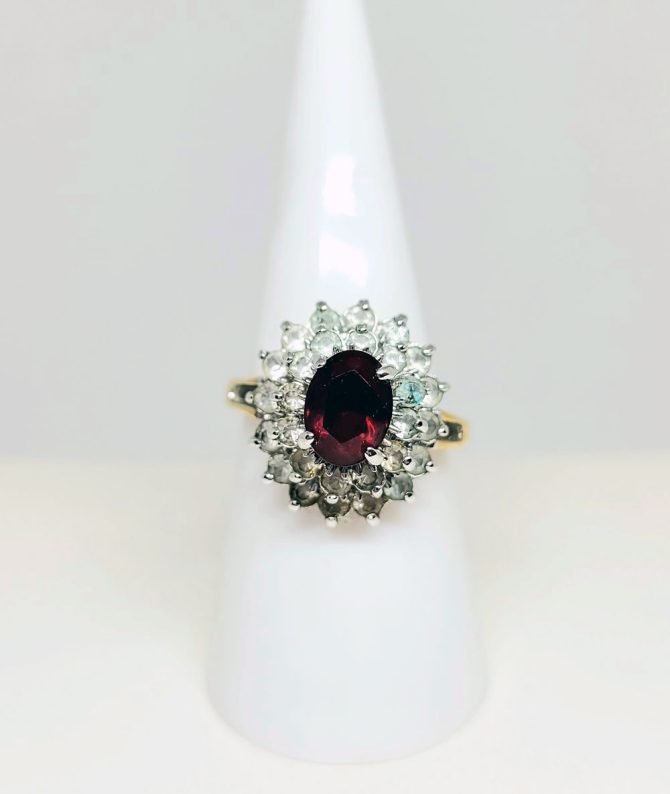 Dark red clear stone gold cluster ring