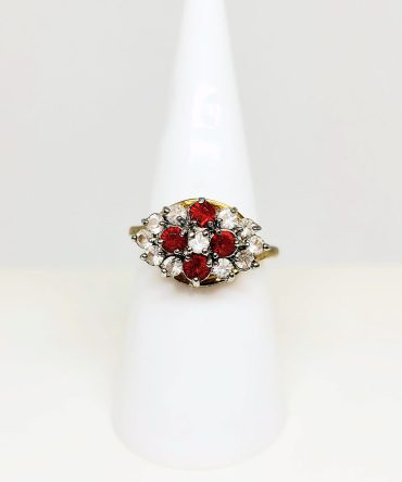 Light red clear stone gold ring