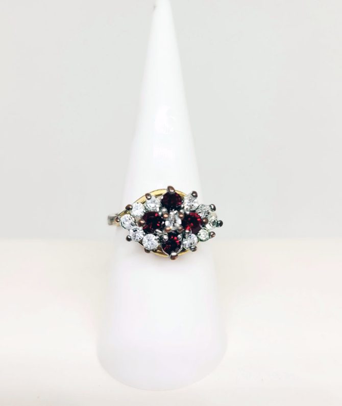 Dark red clear stone gold ring