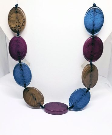 Large oval bead multicoloured necklace