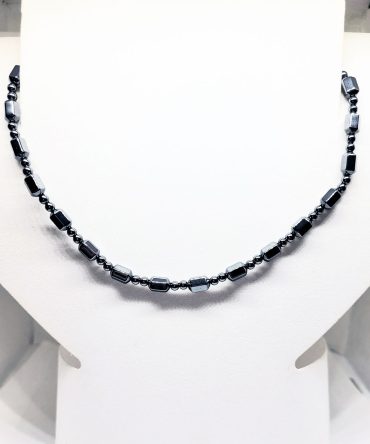 Hematite thin necklace