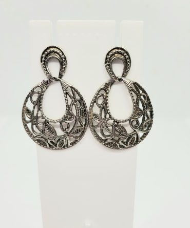 Decorative silver earrings vintage