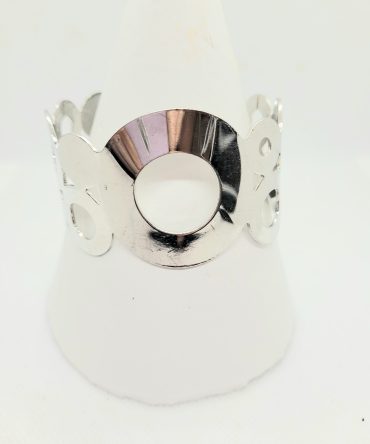 Cuff circles silver bangle
