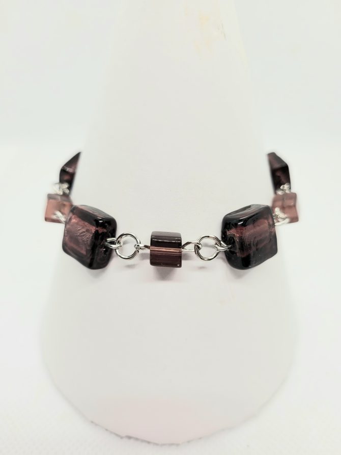 Cube purple bead bracelet