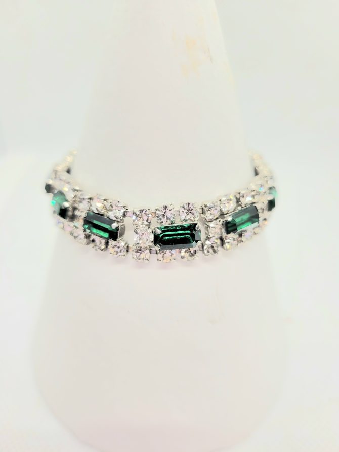 Diamante green oblong bracelet