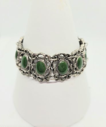 Green silver oval bracelet