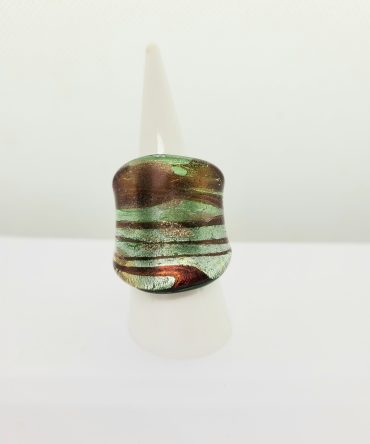 Brown green glass ring