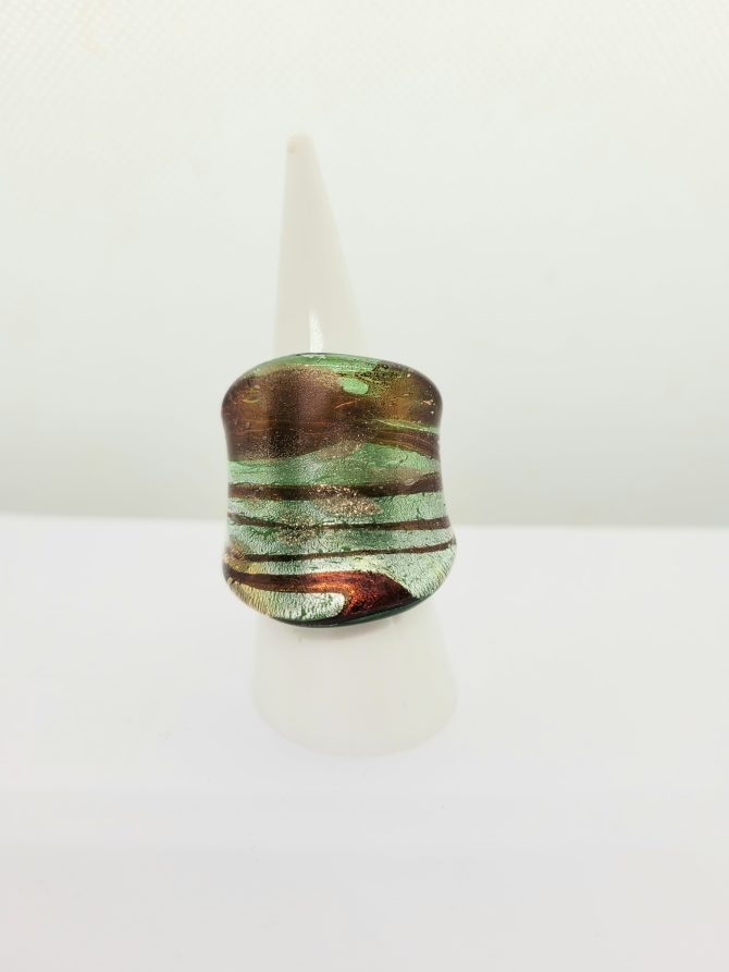 Brown green glass ring