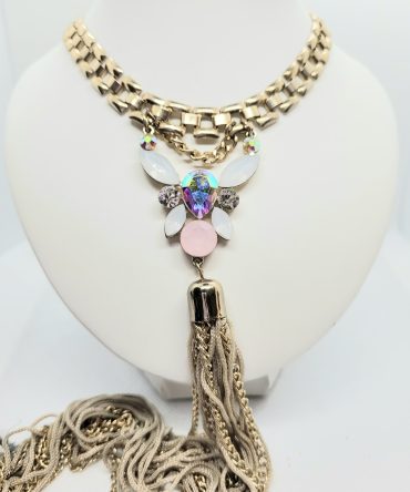 Flower tassel necklace