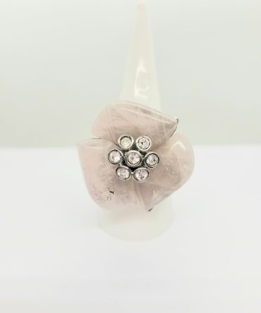 Diamante rose quartz flower ring