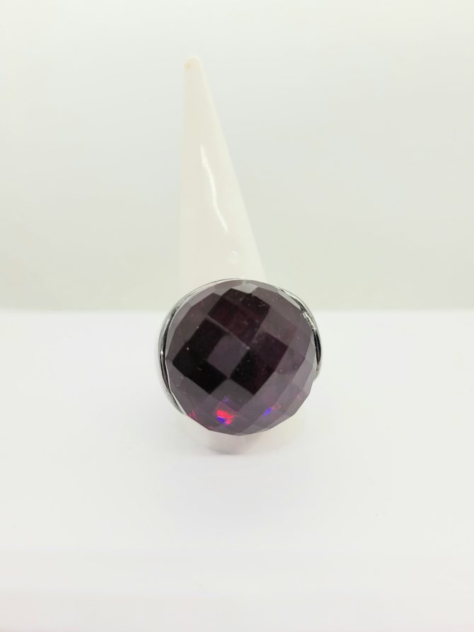 Very large purple ring
