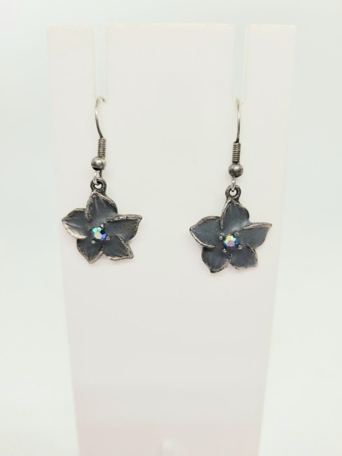 Blue flower earrings vintage