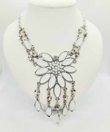 White flower statement necklace