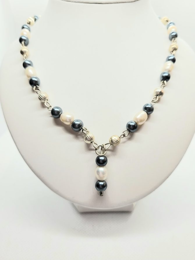 Blue white pearl necklace