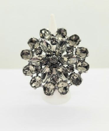 Black large flower ring