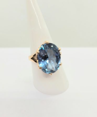 Blue large gem ring