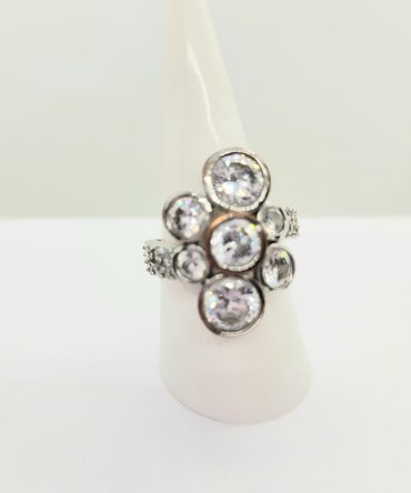 Crystal 7 stone ring vintage