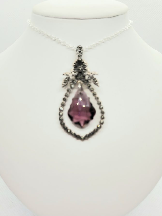 Purple bead drop necklace