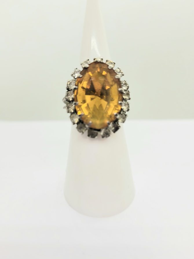 Yellow gem ring vintage