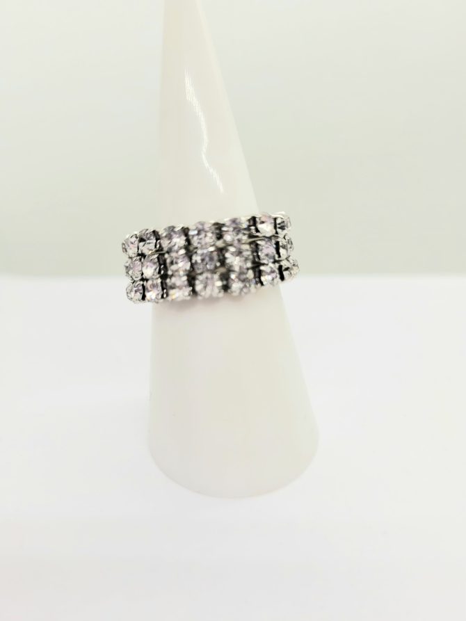 Diamante elasticated ring