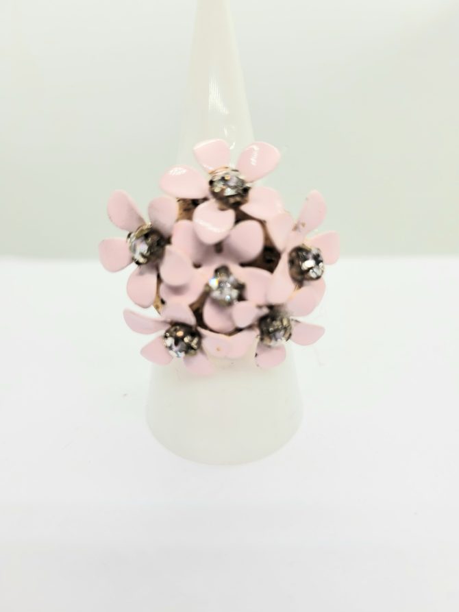 Pink multi flower ring