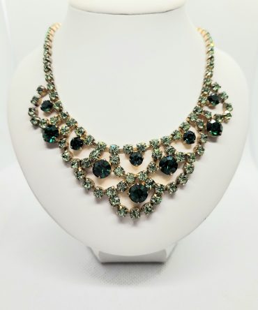 Crystal green necklace