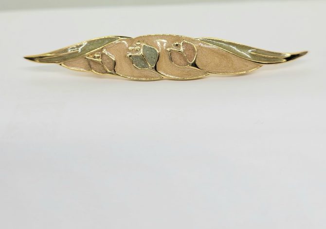 Long flower brooch
