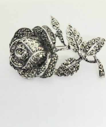 Rose brooch