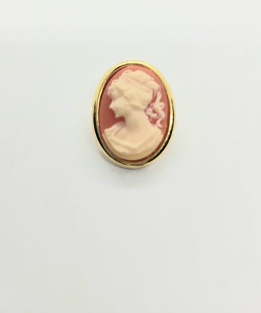 Cameo small brooch