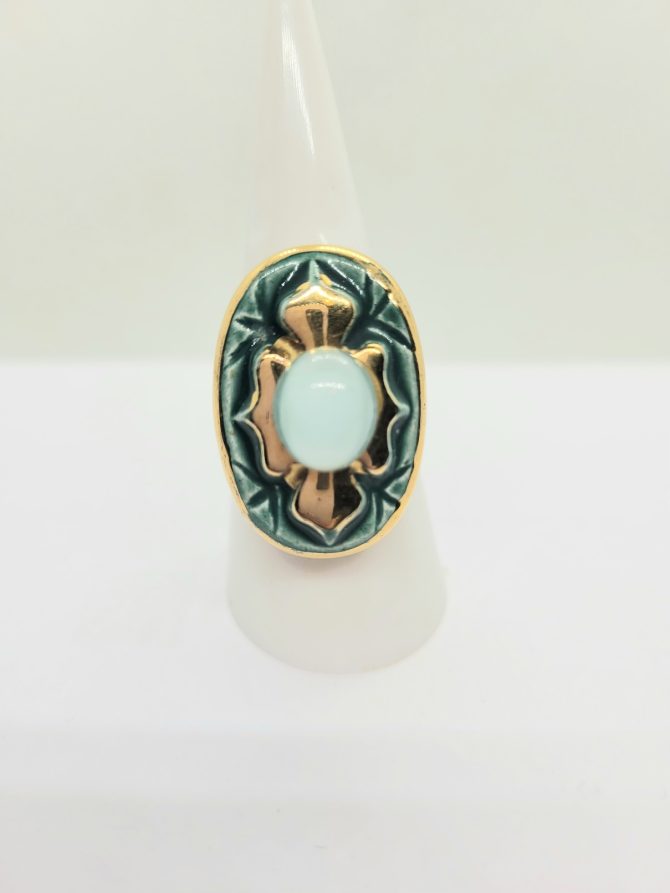 Green gold ring vintage