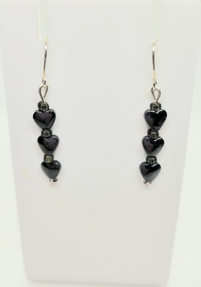 Black heart drop earrings