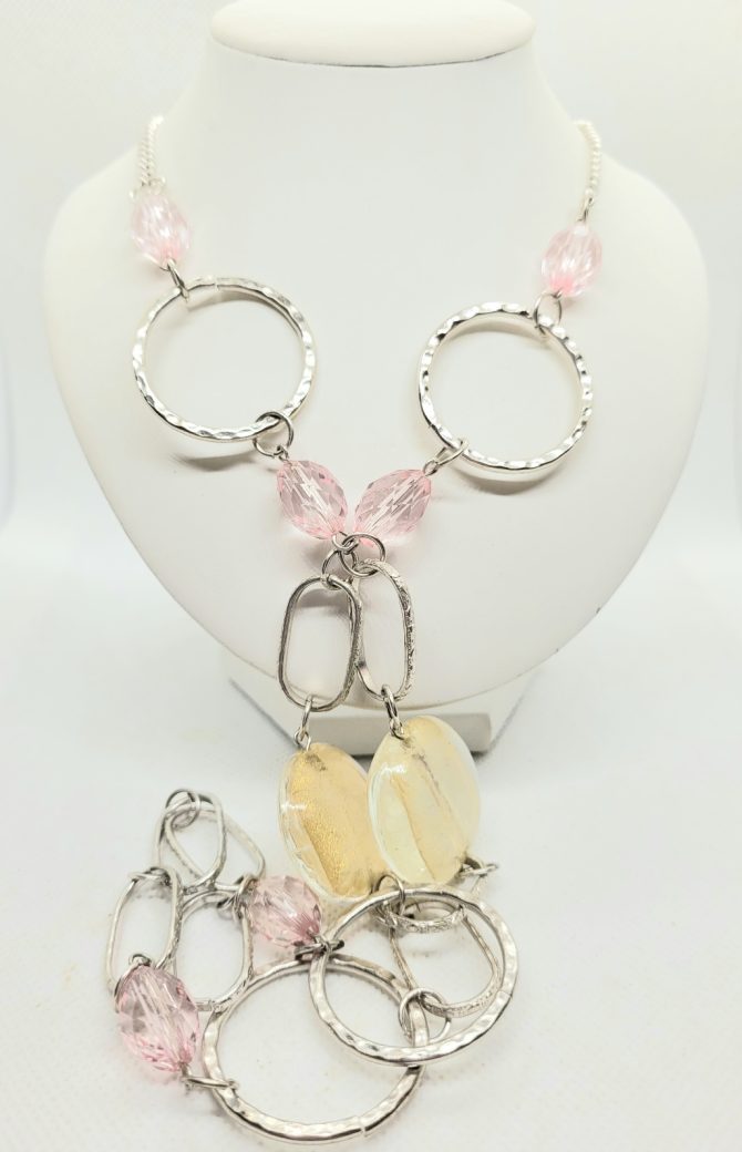Bead hoop necklace