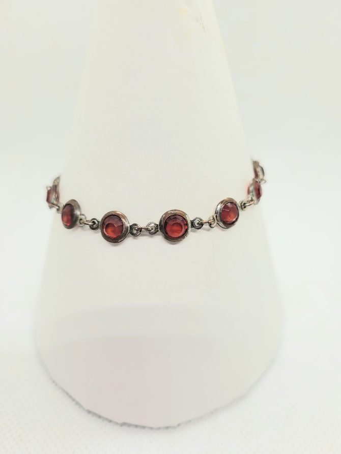 Circle red silver bracelet vintage